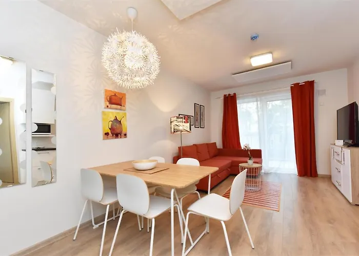 Butas Triju Kambariu Apartment