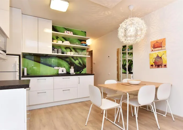 Butas Triju Kambariu Apartment *